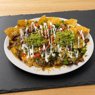 Steak nachos